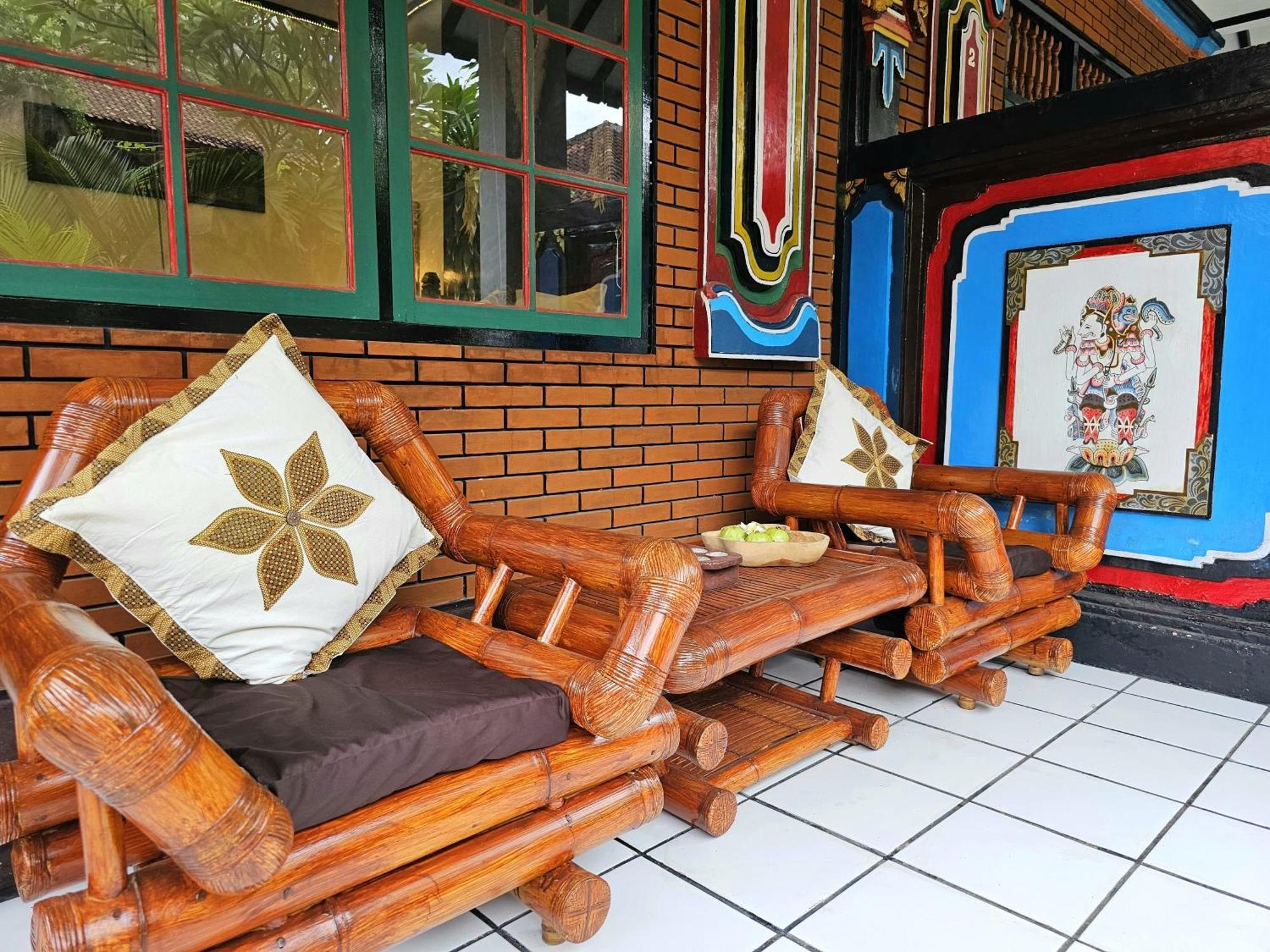 Binaria Museum Hotel Lovina  Exterior photo
